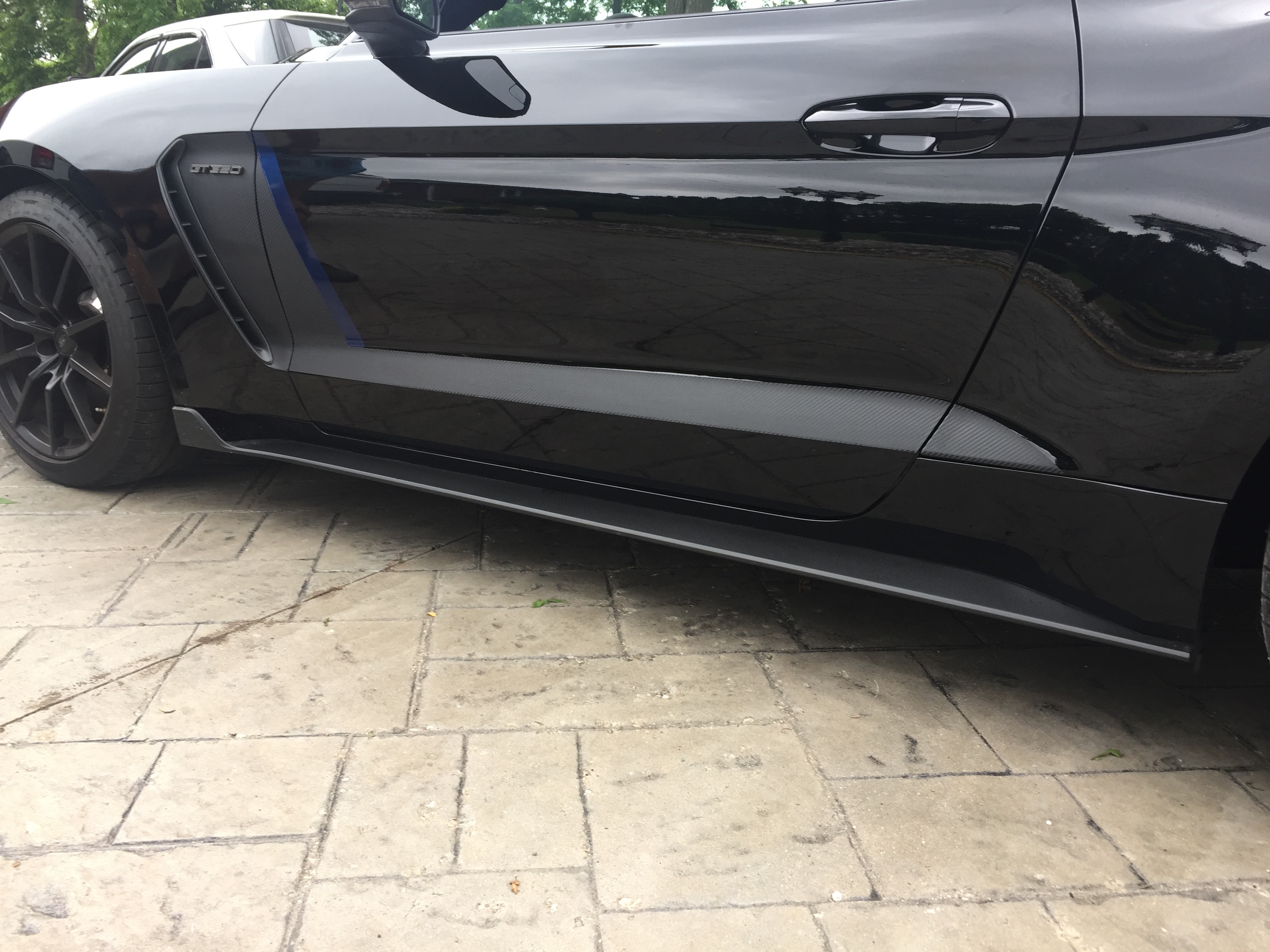 3mVinylcarbonfiberstripesshelbymustang KM IMAGING